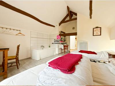 Maison - 308 m² - 11 pièces