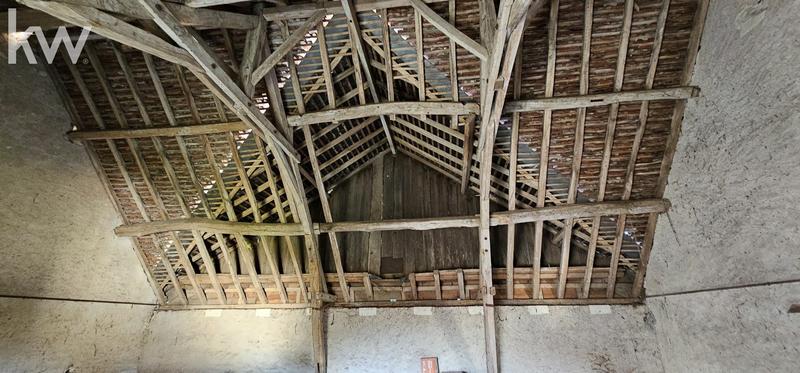 Maison - 204 m² - 9 pièces