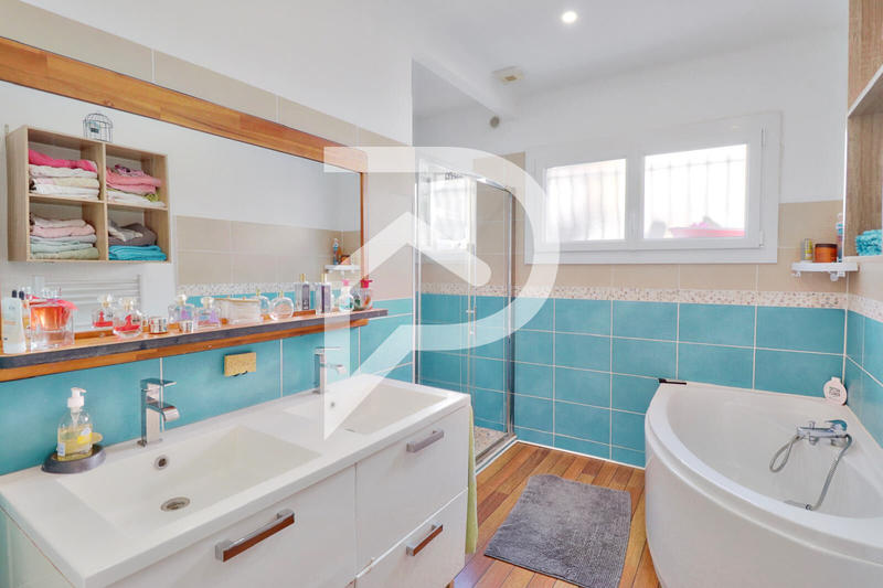 Villa - 118 m² - 5 pièces