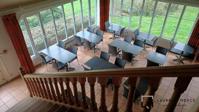 Fonds de commerce - 1 790 m²