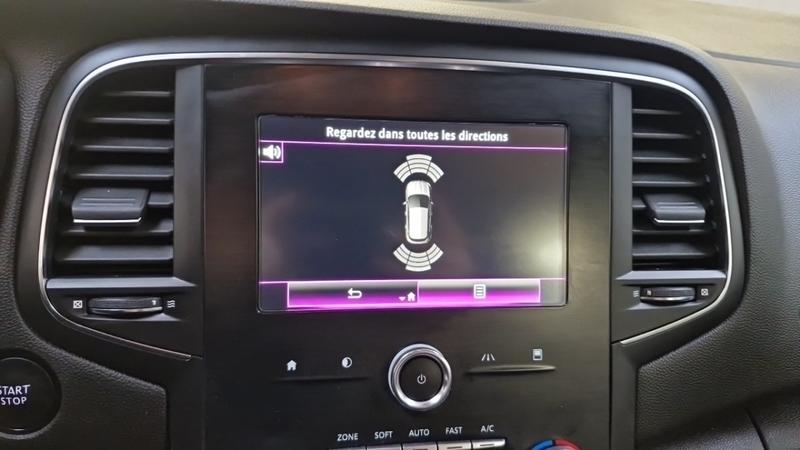 Renault Mégane IV Berline Business TCe 115 Fap