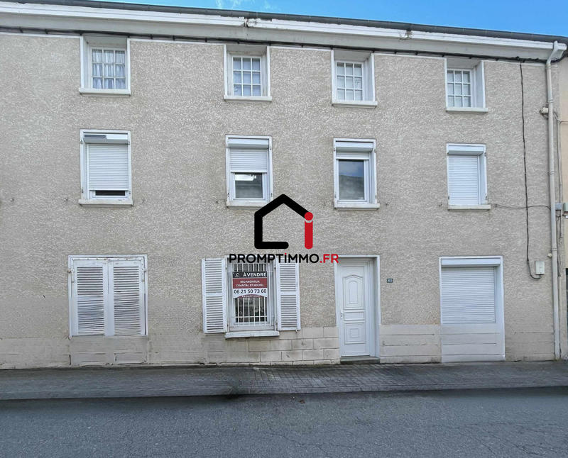 Maison - 243 m² - 9 pièces