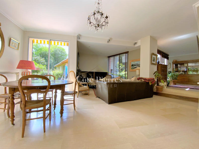 Villa - 189 m² - 5 pièces