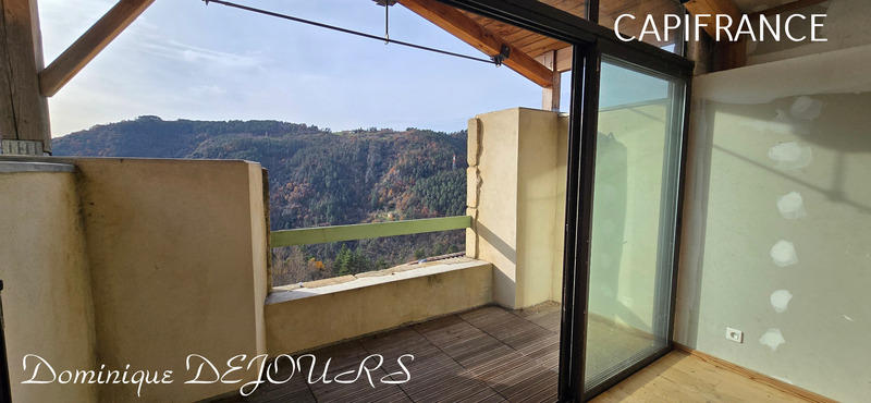 Maison - 122 m² - 4 pièces