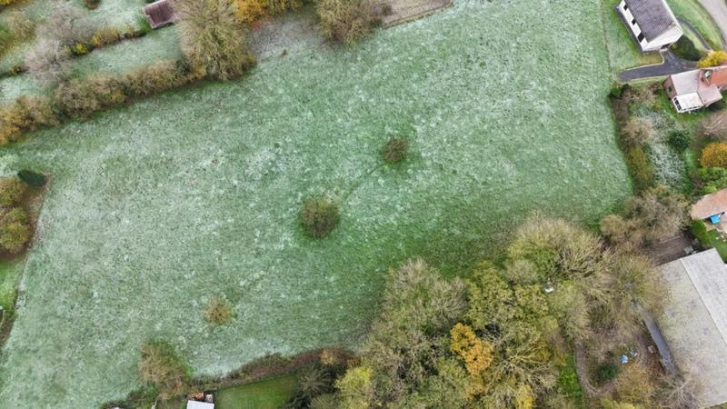 Terrain constructible - 8 000 m²