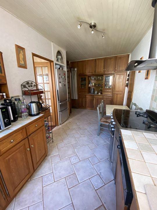 Maison traditionnelle - 200 m² - 7 pièces