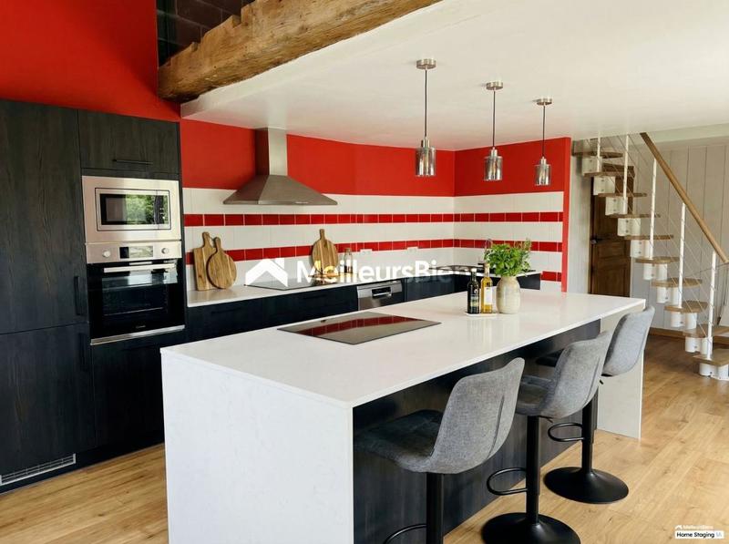 Maison - 142 m² - 6 pièces