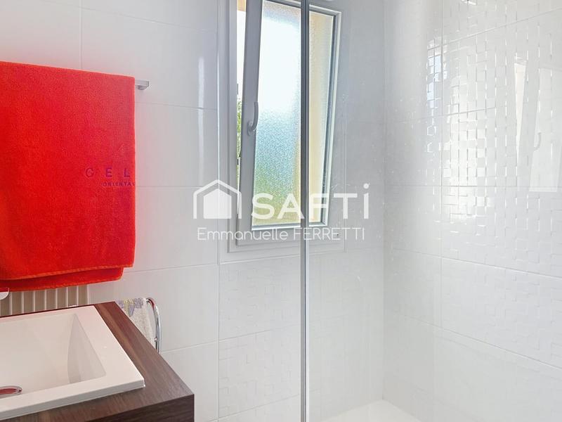 Maison - 291 m² - 8 pièces