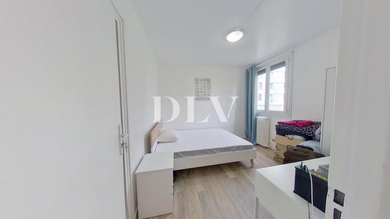 Appartement - 72 m² - 5 pièces