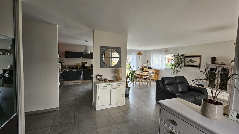 Maison - 142 m² - 5 pièces