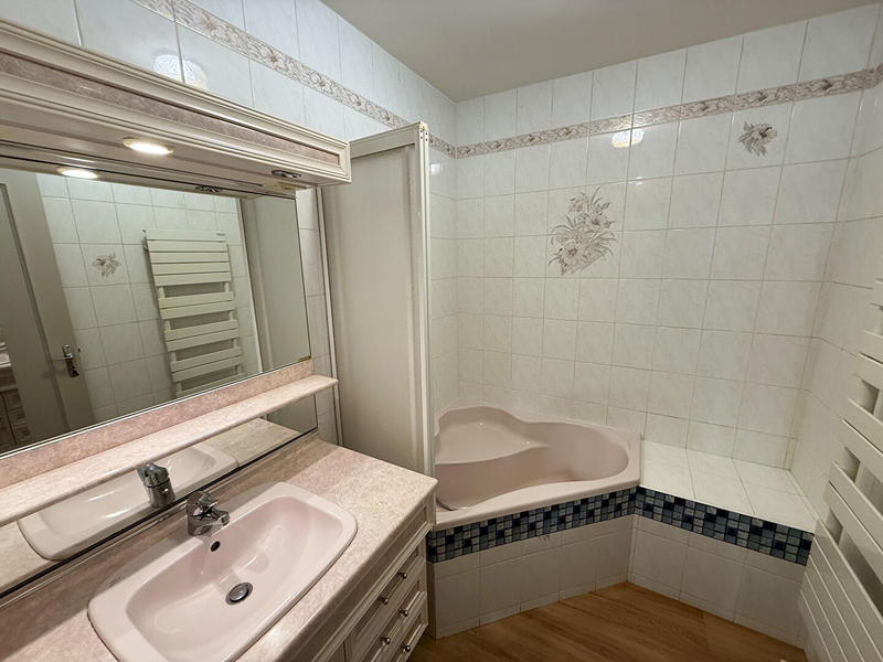 Appartement - 86 m² - 3 pièces