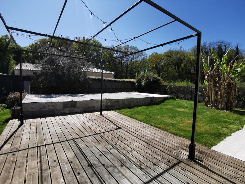 Maison - 98 m² - 4 pièces