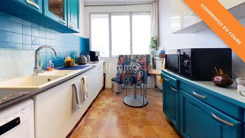 Appartement - 96 m² - 5 pièces