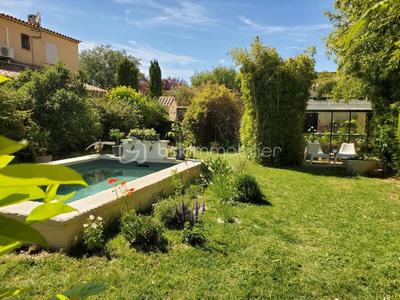 Maison - 140 m² - 7 pièces