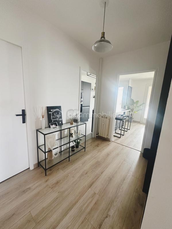 Appartement - 83 m² - 3 pièces