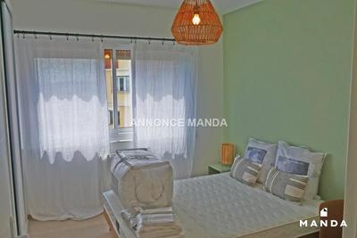 Chambre - 11 m² - 4 pièces