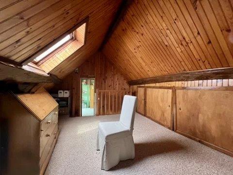 Maison - 148 m² - 9 pièces