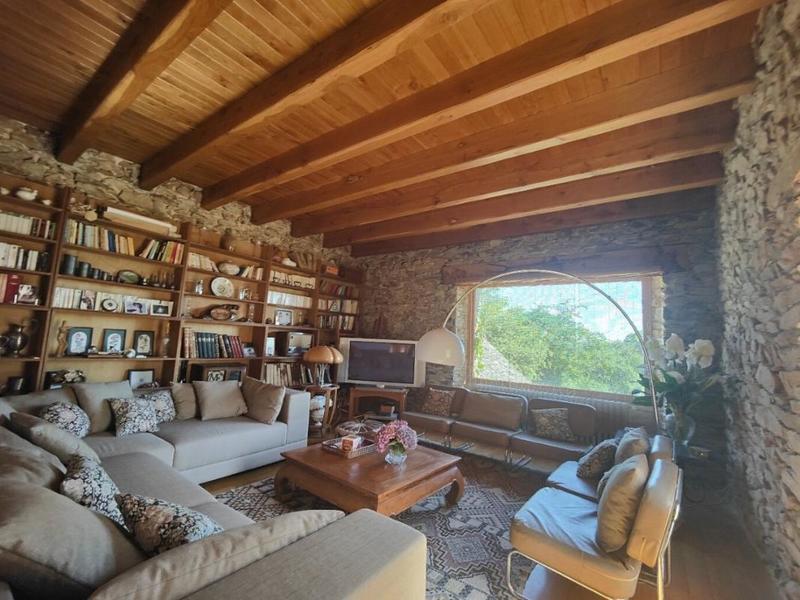 Maison - 179 m² - 7 pièces