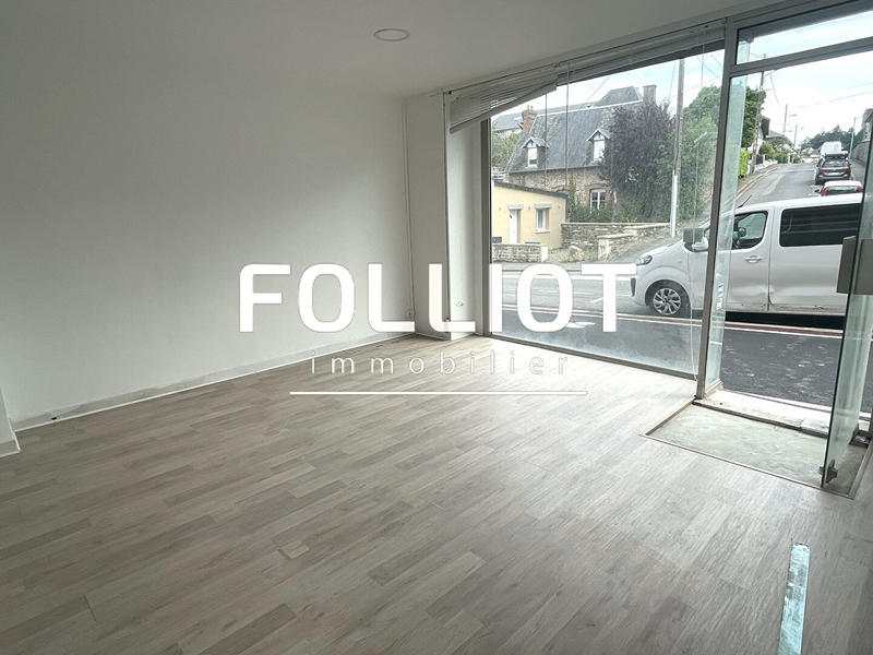 Local commercial - 35 m² - 2 pièces