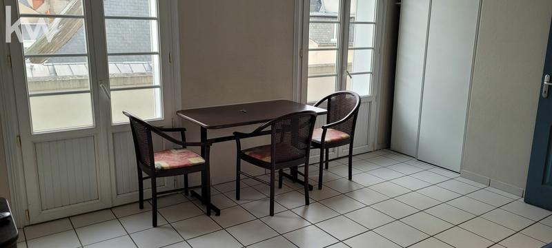 Immeuble - 212 m² - 9 pièces