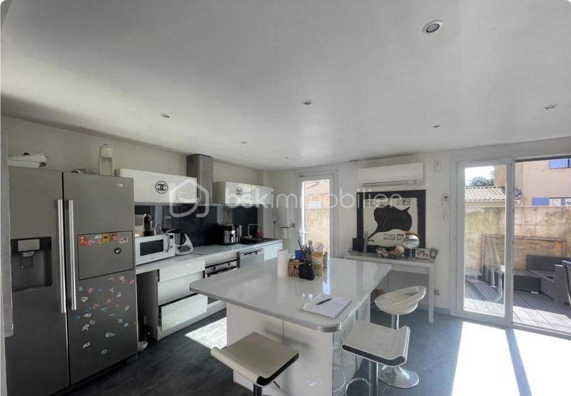 Villa - 90 m² - 4 pièces