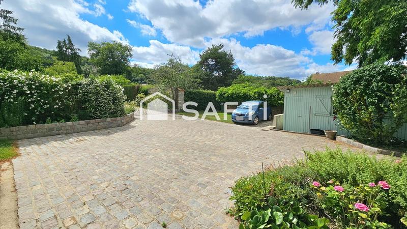 Maison - 182 m² - 8 pièces