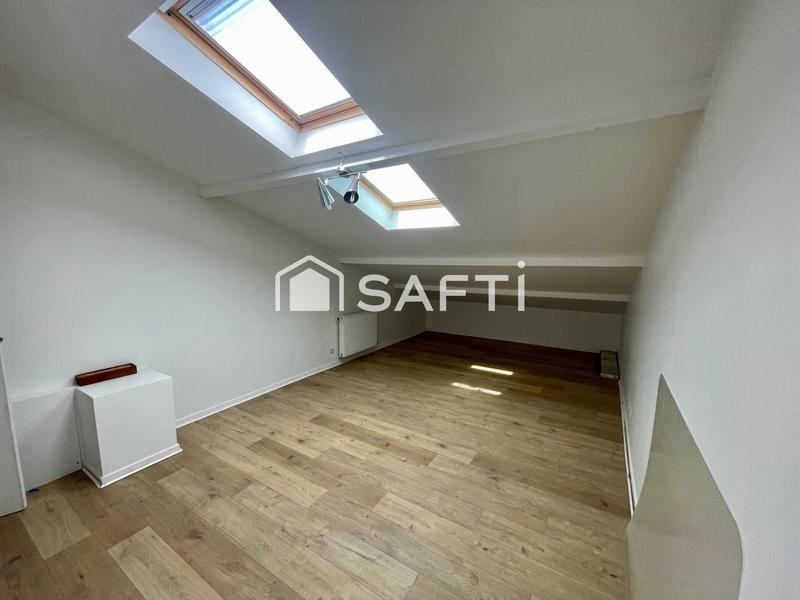 Maison - 195 m² - 8 pièces