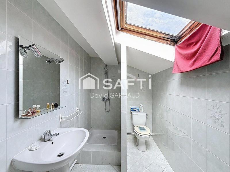 Maison - 170 m² - 7 pièces