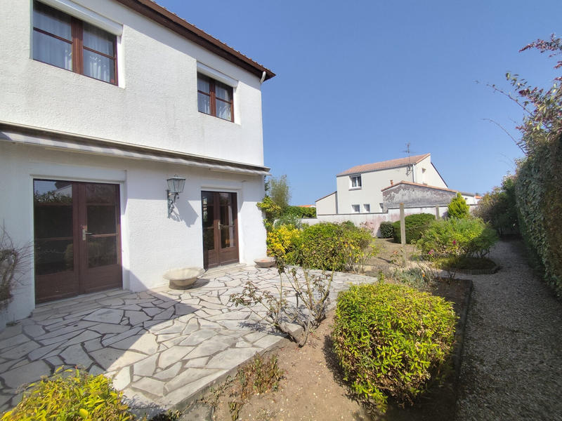 Maison - 153 m² - 6 pièces