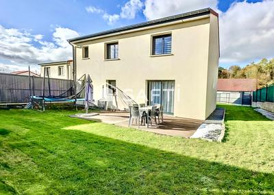 Maison - 123 m² - 6 pièces