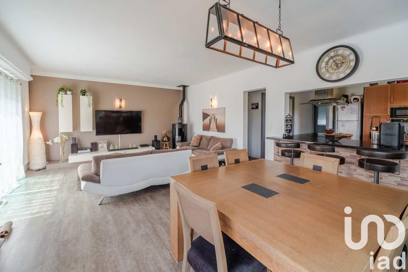 Maison - 186 m² - 7 pièces