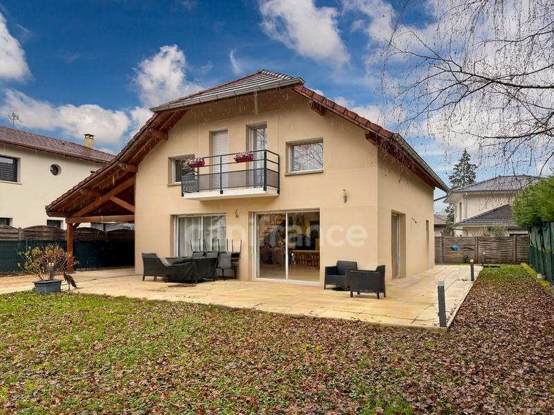 Maison - 150 m² - 6 pièces