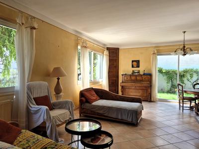 Maison - 193 m² - 5 pièces