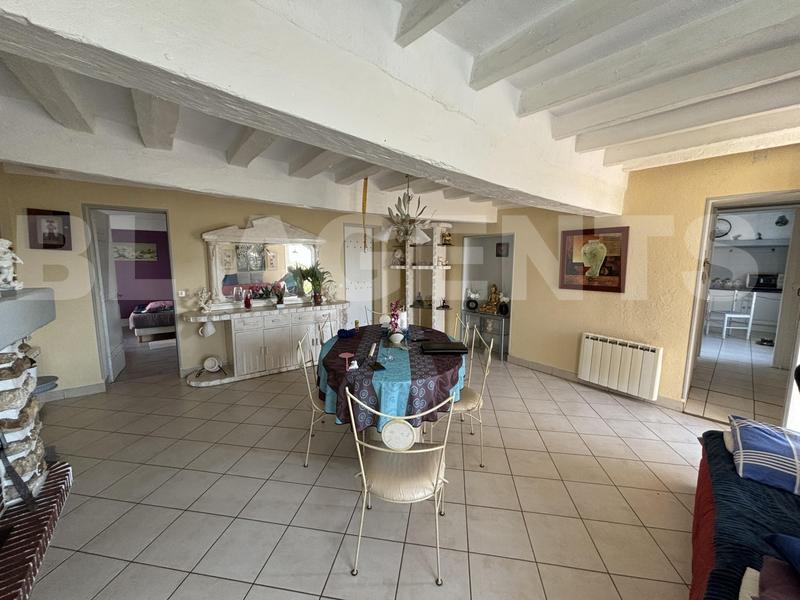 Briarde - 131 m² - 6 pièces