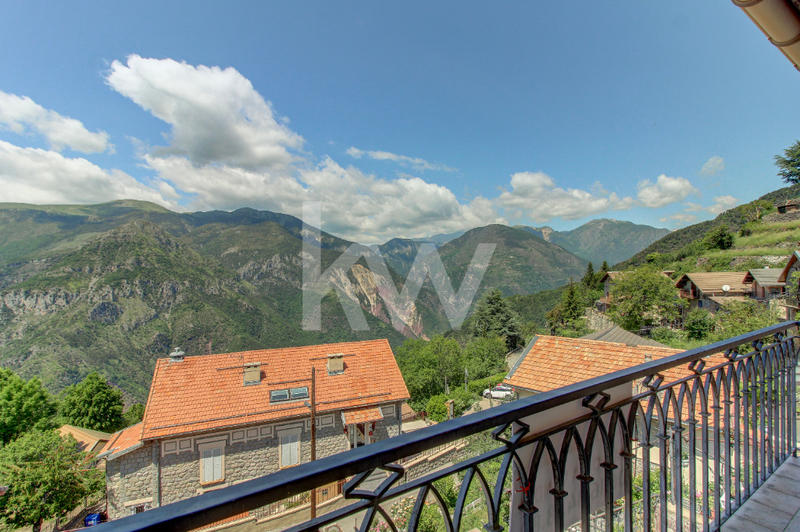 Maison - 165 m² - 5 pièces