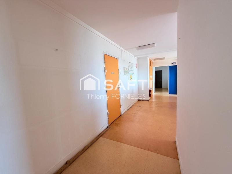 Bureau - 343 m² - 20 pièces