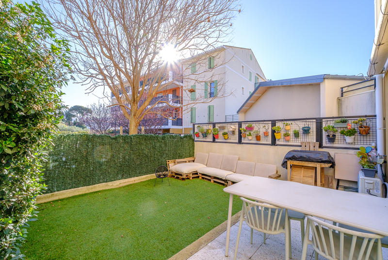 Appartement - 82 m² - 4 pièces