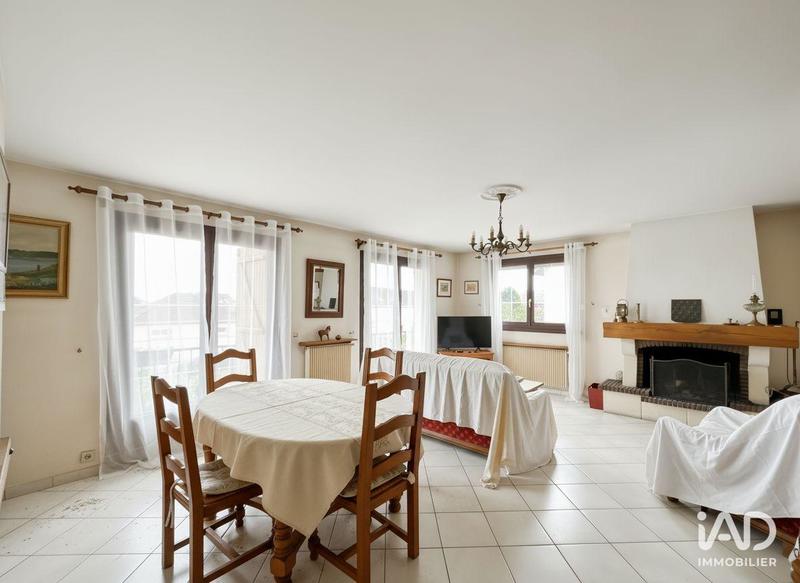 Maison - 174 m² - 8 pièces