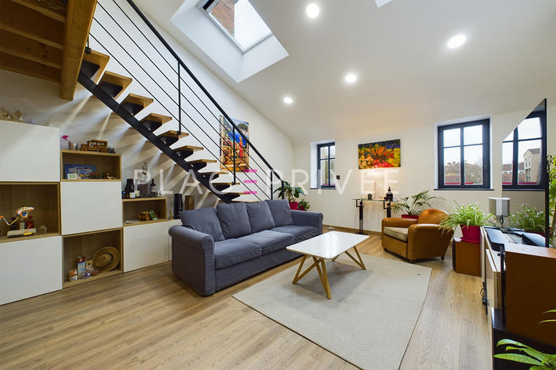 Appartement - 99 m² - 4 pièces