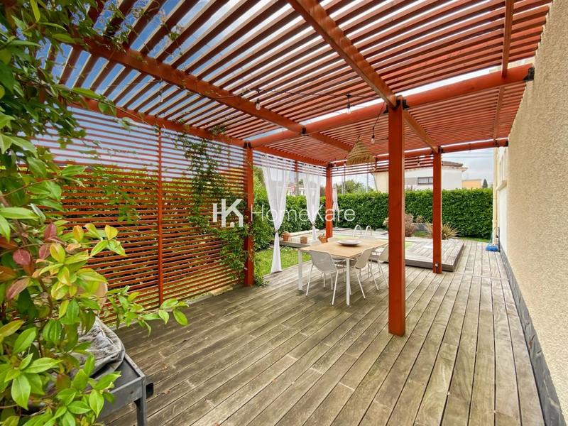 Appartement - 100 m² - 4 pièces