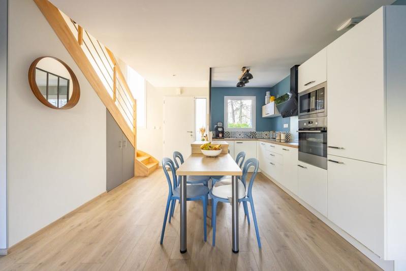 Maison - 95 m² - 5 pièces