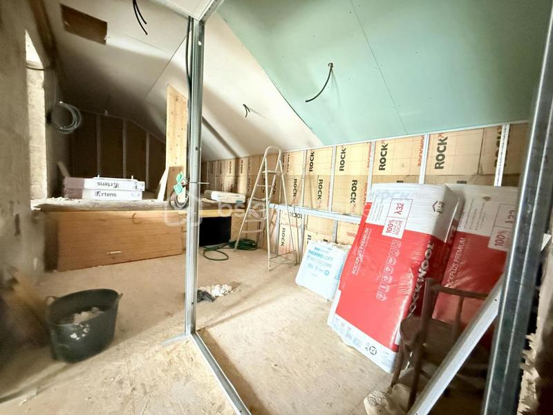 Maison - 300 m² - 9 pièces