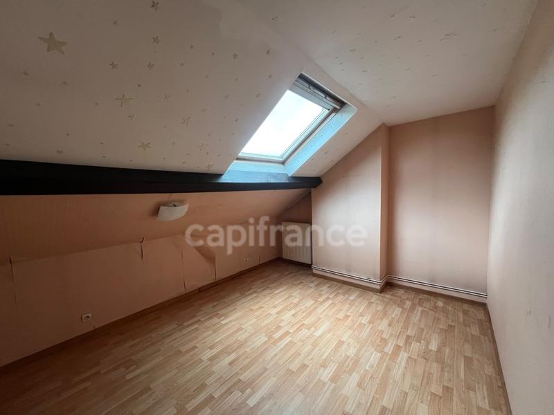 Maison - 104 m² - 5 pièces