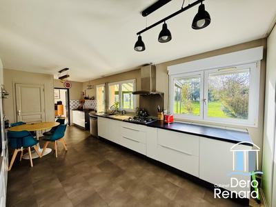 Maison contemporaine - 187 m² - 7 pièces