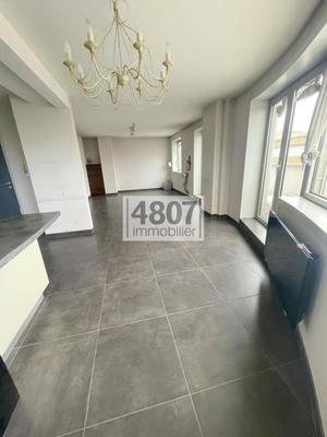 Appartement - 102 m² - 4 pièces