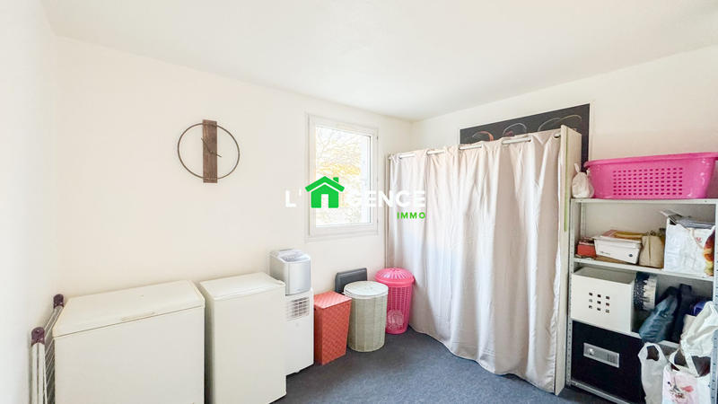 Appartement - 93 m² - 5 pièces