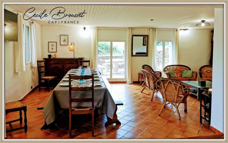 Propriété - 345 m² - 14 pièces