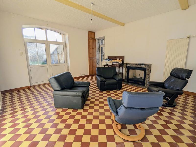 Maison - 301 m² - 8 pièces