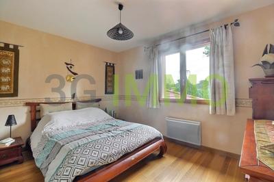 Maison - 135 m² - 5 pièces