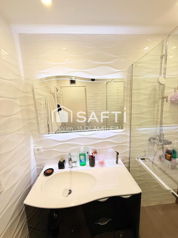 Appartement - 77 m² - 4 pièces